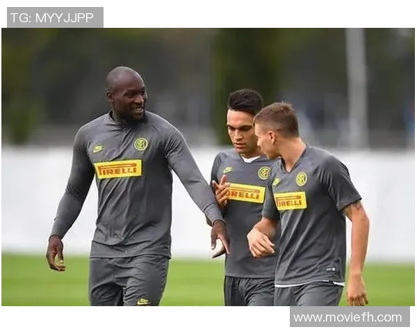 本菲卡锋线表现分析：进攻火力与战术配合的深度探讨